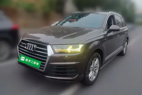 Audi Q7 2015