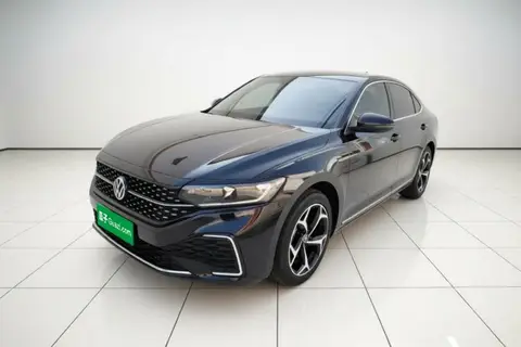 Volkswagen Passat 2025