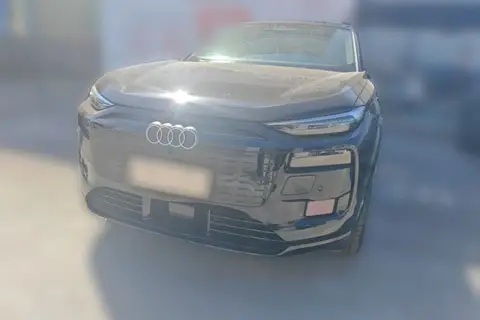 Audi Q6L e-tron 2025