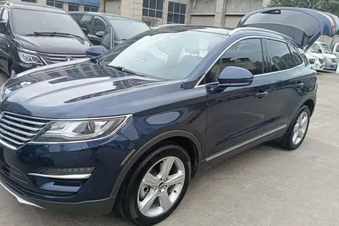 Lincoln MKC 2017