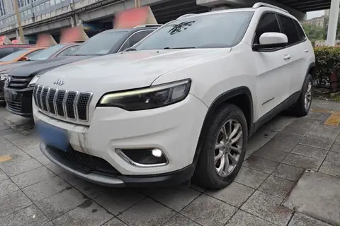 Jeep Cherokee 2018