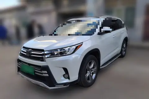 Toyota Highlander 2021