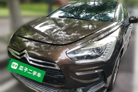 DS 5 2014
