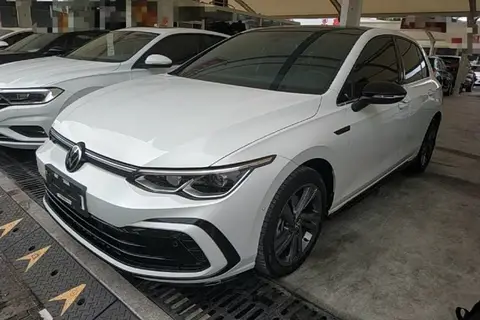 Volkswagen Golf 2022