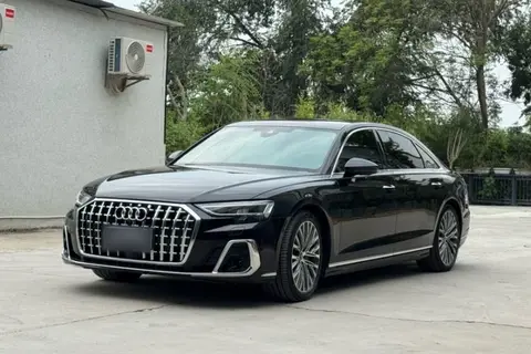 Audi A8 2024