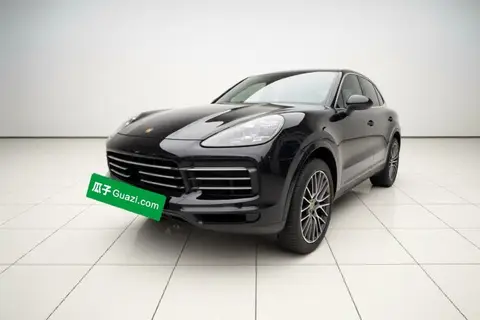 Porsche Cayenne 2021