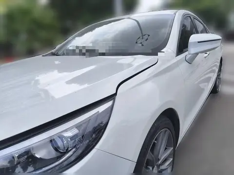 Hongqi H5 2018