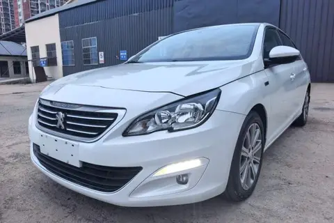 Peugeot 408 2016