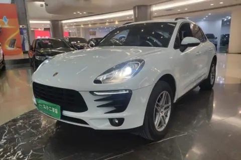 Porsche Macan 2016