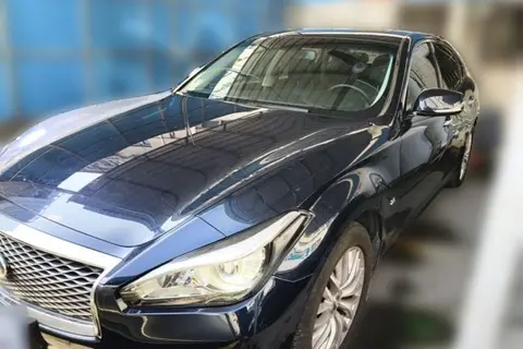 Infiniti Q70 2016