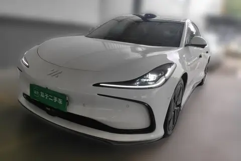 IM Motors L6 2024