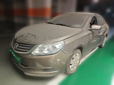 Baojun 630 2012