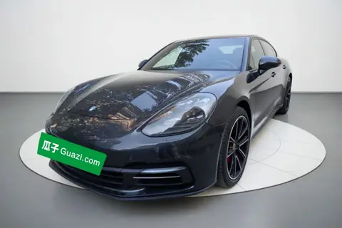 Porsche Panamera 2018