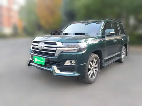 Toyota Land Cruiser 2010