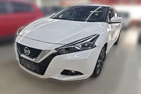 Nissan Bluebird 2018