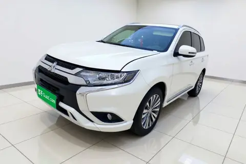 Mitsubishi Outlander 2021