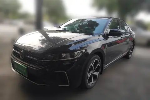 Volkswagen Passat 2025
