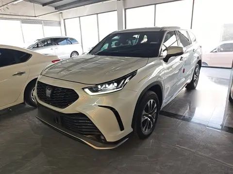 Toyota Crown Kluger 2022