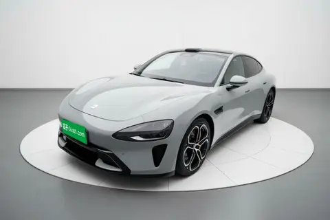 Xiaomi SU7 2024