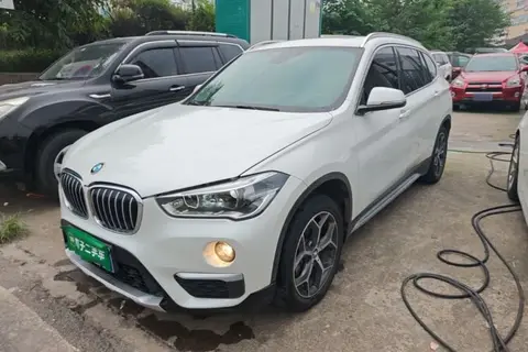 BMW X1 2018 — фото 1