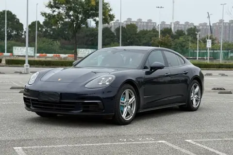 Porsche Panamera 2019