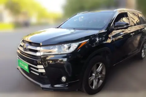 Toyota Highlander 2021