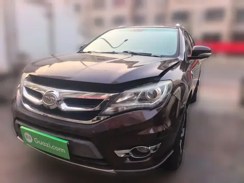 BYD S7 2015