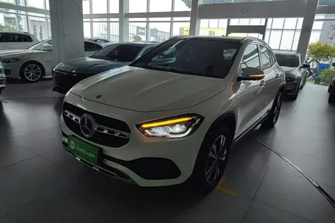 Mercedes-Benz GLA 2023