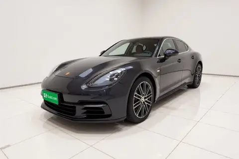 Porsche Panamera 2018