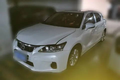 Lexus CT 2012