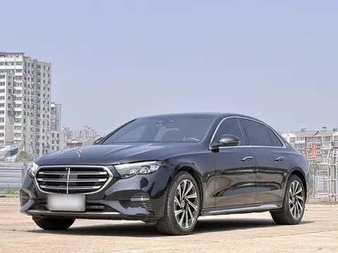 Mercedes-Benz E-Class 2024