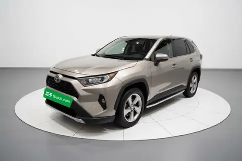 Toyota RAV4 2021