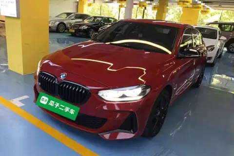 BMW 1 Series 2021