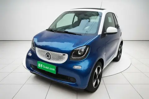 smart fortwo 2018