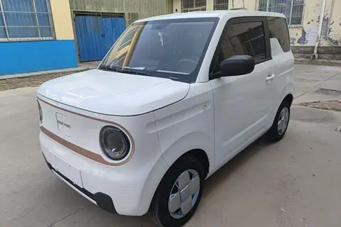 Geely Panda 2025