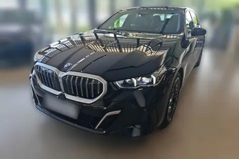BMW 5 Series 2025