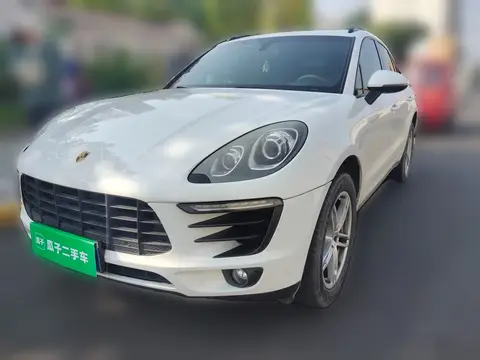 Porsche Macan 2015