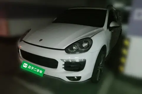 Porsche Cayenne 2016