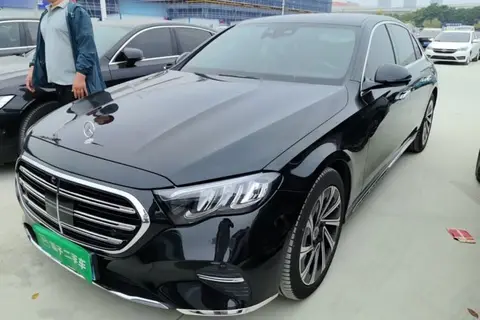 Mercedes-Benz E-Class 2024