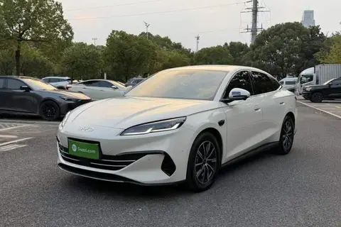 BYD Seal 06 2025