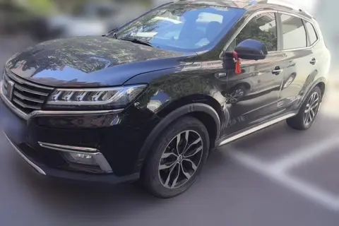 Roewe RX5 2017