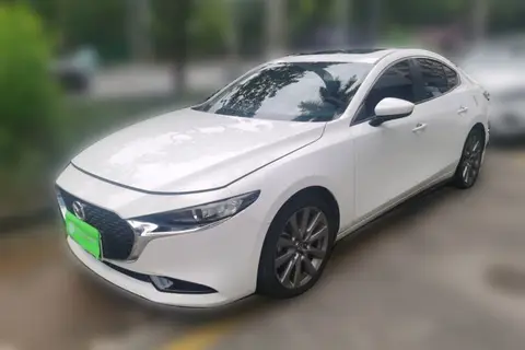 Mazda 3 Axela 2021
