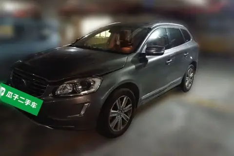 Volvo XC60 2015