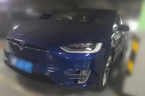 Tesla Model X 2017