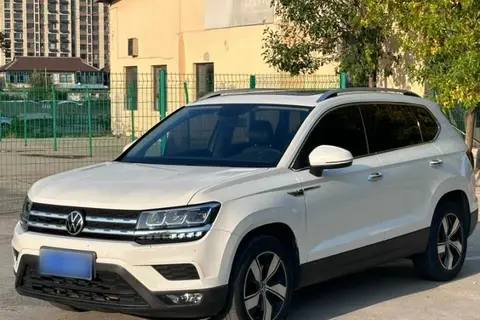 Volkswagen Tharu 2020
