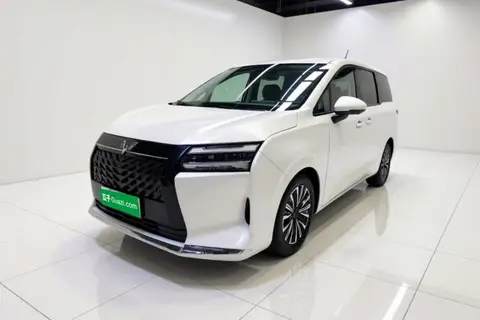 Wuling Xingguang 730 2025
