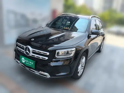 Mercedes-Benz GLB 2021