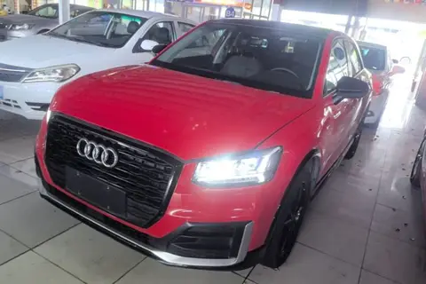 Audi Q2L 2019