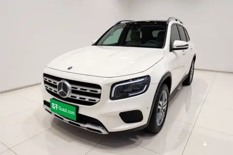 Mercedes-Benz GLB 2023