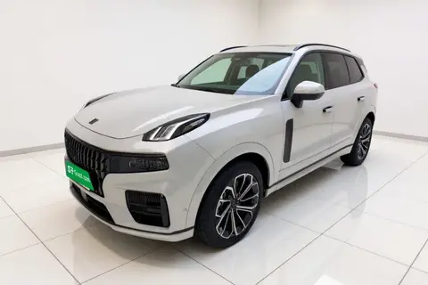 Lynk & Co 09 EM-P 2022